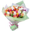 Фото товара 45 алых тюльпанов в коробке у Чернівцях