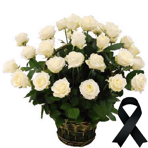 Фото товара 36 білих троянд у кошику у Чернівцях