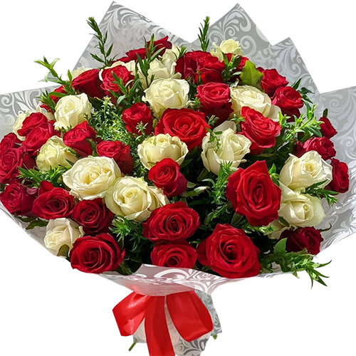 Фото товара Букет "Красуня" 51 троянда у Чернівцях