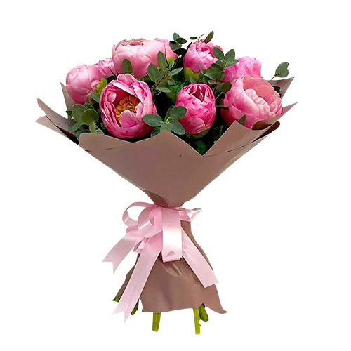 Фото товара 9 розовых пионов с зеленью в крафт у Чернівцях